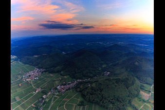 Sunset at the edge of the Haardt Mountains in the Palatinate Forest in Leinsweiler in the state Rhineland-Palatinate, Germany