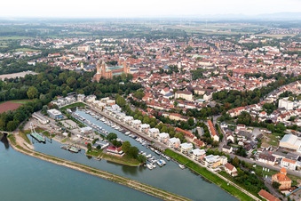 Aerial view of Pleasure boat marina with docks and moorings on the shore area of alten Hafen on Rhein in Speyer in the state Rhineland-Palatinate, Germany