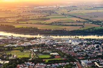 Rhine bank from the west in Speyer in the state Rhineland-Palatinate, Germany