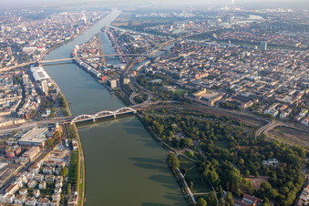 Mannheim Rhine bridges to Ludwigshafen in the district Lindenhof in Mannheim in the state Baden-Wuerttemberg, Germany