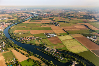 Neckar in the district Schwabenheim in Dossenheim in the state Baden-Wuerttemberg, Germany