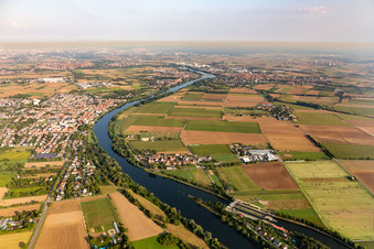 Neckar in Edingen-Neckarhausen in the state Baden-Wuerttemberg, Germany
