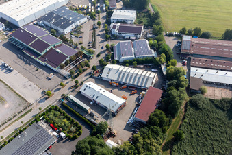 Aerial view of Industrial estate and company settlement Horst with Dachdeckerei Mindum in the district Gewerbegebiet Horst in Kandel in the state Rhineland-Palatinate, Germany