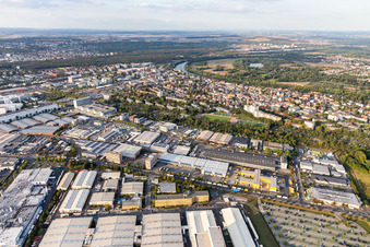 Building and production halls on the premises of Siemens AG Schaltanlagen factory Fechenheim in Frankfurt in the state Hesse, Germany