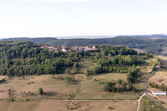 Oblique view of Vaudémont in the state Meurthe et Moselle, France