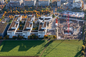 New construction of the company administration building of Siemens AG on Weissacher Strasse in Weilimdorf in the state Baden-Wurttemberg, Germany