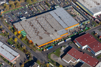 Building of the construction market Globus Schweinfurt in Schweinfurt in the state Bavaria, Germany