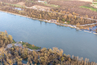 Rhine ferry Leimersheim, restaurant Rheinblick Leopoldshafen in the district Leopoldshafen in Eggenstein-Leopoldshafen in the state Baden-Wuerttemberg, Germany