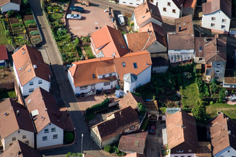 Oblique view of Hügelstr in the district Gräfenhausen in Annweiler am Trifels in the state Rhineland-Palatinate, Germany