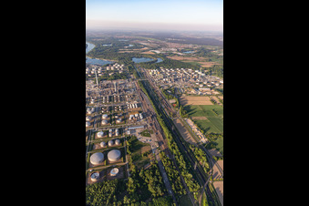 Freight railway tracks of the MIRO mineral oil refinery Oberrhein in the district Knielingen in Karlsruhe in the state Baden-Wuerttemberg, Germany