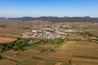 Location view of the streets and houses of residential areas in the rhine valley landscape surrounded by mountains in Edenkoben in the state Rhineland-Palatinate, Germany