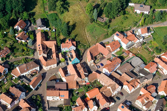 Aerial view of Waldstr in the district Gräfenhausen in Annweiler am Trifels in the state Rhineland-Palatinate, Germany