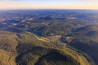 Village view in the Wieslautertal from the southeast in Bobenthal in the state Rhineland-Palatinate, Germany