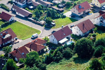 Bird's eye view of Ritter-Stephan-von-Mörlheim-Straße in Eußerthal in the state Rhineland-Palatinate, Germany