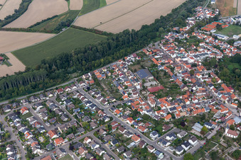 Bird's eye view of District Hochstetten in Linkenheim-Hochstetten in the state Baden-Wuerttemberg, Germany