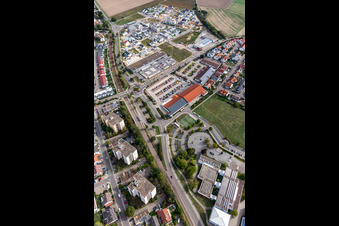 Aerial view of Hochstetten, Quartier 2020 development area Biegen-Durlacher Weg in the district Linkenheim in Linkenheim-Hochstetten in the state Baden-Wuerttemberg, Germany