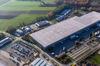 Horst industrial park with Magna Exteriors, Zufall Logistics, STS Group and Thermo Fisher in the district Minderslachen in Kandel in the state Rhineland-Palatinate, Germany from the plane