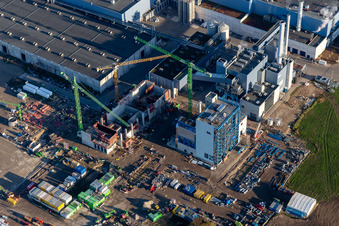 Construction of the new gas- hydrogen-power plant at paer mill Papierfabrik Palm GmbH & Co. KG in the district Industriegebiet Woerth-Oberwald in Woerth am Rhein in the state Rhineland-Palatinate from above