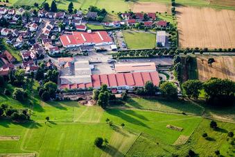 Vogelsitze GmbH, Kleinsteinbacherstraße 44 in the district Stupferich in Karlsruhe in the state Baden-Wuerttemberg, Germany from above