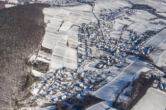 Aerial view of Winter aerial photo in the snow from Pleisweiler in the district Pleisweiler in Pleisweiler-Oberhofen in the state Rhineland-Palatinate, Germany