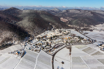 Aerial view of Wintry snowy hospital grounds of the Clinic Klinik fuer Kinder-/Jugendpsychiatrie and -psychotherapie in the district Pfalzklinik Landeck in Klingenmuenster in the state Rhineland-Palatinate, Germany