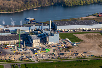 Construction of the new gas- hydrogen-power plant at paer mill Papierfabrik Palm GmbH & Co. KG in the district Industriegebiet Woerth-Oberwald in Woerth am Rhein in the state Rhineland-Palatinate from a drone
