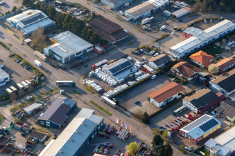 Horst industrial estate with Der Innenausbauer IV eK, MSV GmbH Medical Systems, Frey Metalltechnik, owner Dipl.-Ing. Matthias Frey eK and Automotive and Caravan Service Messinger in the district Minderslachen in Kandel in the state Rhineland-Palatinate, Germany
