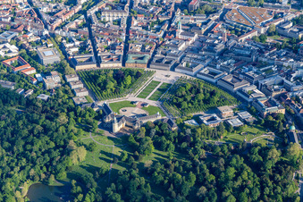 Fan-shaped city with Karlsruhe Castle and Circle in the district Innenstadt-West in Karlsruhe in the state Baden-Wuerttemberg, Germany