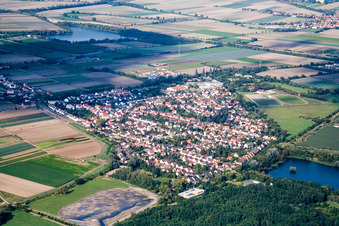 From the southwest in Lambsheim in the state Rhineland-Palatinate, Germany