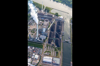 EnBW hard coal-fired power plant on the Rhine in the district Daxlanden in Karlsruhe in the state Baden-Wuerttemberg, Germany from above