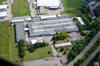 Siemensstrasse industrial area with Hartmann & König Stromzuführungs AG and HeKa Fenster and in the district Neudorf in Graben-Neudorf in the state Baden-Wuerttemberg, Germany from above