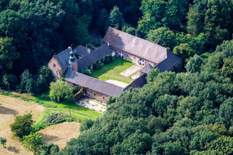 Farmstead in the Holtheyde Forest in Wachtendonk in the state North Rhine-Westphalia, Germany