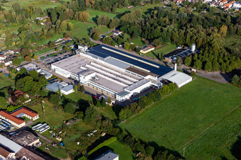 Oblique view of Building and production halls on the premises of Unternehmens Webasto Mechatronics in Schaidt in the state Rhineland-Palatinate, Germany