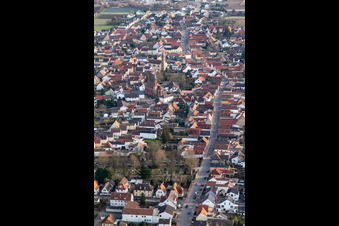 Main Street Dannstadt in the district Dannstadt in Dannstadt-Schauernheim in the state Rhineland-Palatinate, Germany