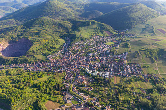 Aerial photograpy of View of the town from the south in Albersweiler in the state Rhineland-Palatinate, Germany