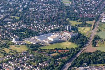 Aerial photograpy of L'OREAL Production Germany GmbH & Co. KG in the district Nordweststadt in Karlsruhe in the state Baden-Wuerttemberg, Germany