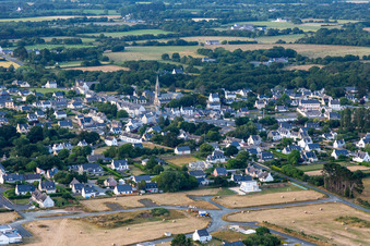 Plobannalec-Lesconil in the state Finistere, France out of the air