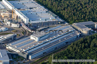 SEW-EURODRIVE GmbH & Co KG – Manufacturing plant and SCC Mechanics/Mechatronics in the district Graben in Graben-Neudorf in the state Baden-Wuerttemberg, Germany from above