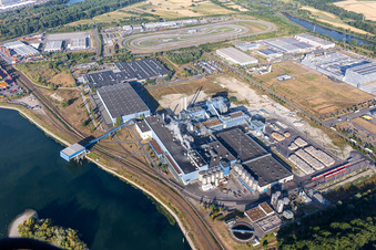 Oblique view of Papierfabrik Palm GmbH & Co. KG | Plant Wörth am Rhein in Wörth am Rhein in the state Rhineland-Palatinate, Germany