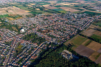 Oblique view of District Iggelheim in Böhl-Iggelheim in the state Rhineland-Palatinate, Germany