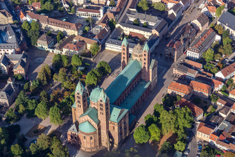 Cathedral to Speyer in Speyer in the state Rhineland-Palatinate, Germany seen from above