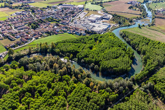 Serio River Bend in Casale Cremasco-Vidolasco in the state Cremona, Italy