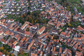 Anneresl Christmas Market in Rheinzabern in the state Rhineland-Palatinate, Germany from above