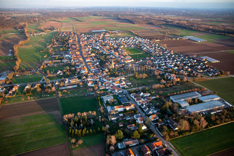 From the east in Gommersheim in the state Rhineland-Palatinate, Germany