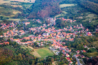 From the northwest in the district Heimburg in Blankenburg in the state Saxony-Anhalt, Germany