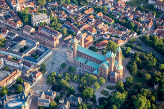 Cathedral to Speyer in the morning in Speyer in the state Rhineland-Palatinate, Germany