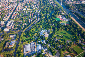 Luisenpark Mannheim With gondolas on the Kutzerweiher on the Neckar, part of the Federal Garden Show 2023 BUGA23 in the district Oststadt in Mannheim in the state Baden-Wuerttemberg, Germany