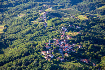 Vogrsko Manor in Renče-Vogrsko in the state Slovenia, Slovenia