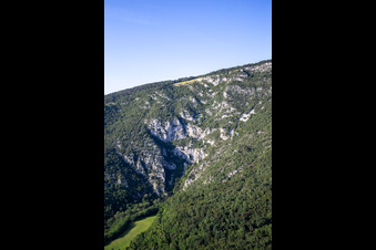 Lijak paragliding takeoff / Vzletišče jadralnih padalcev Lijak in Nova Gorica in the state Slovenia, Slovenia