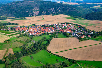 From the northwest in Duchroth in the state Rhineland-Palatinate, Germany